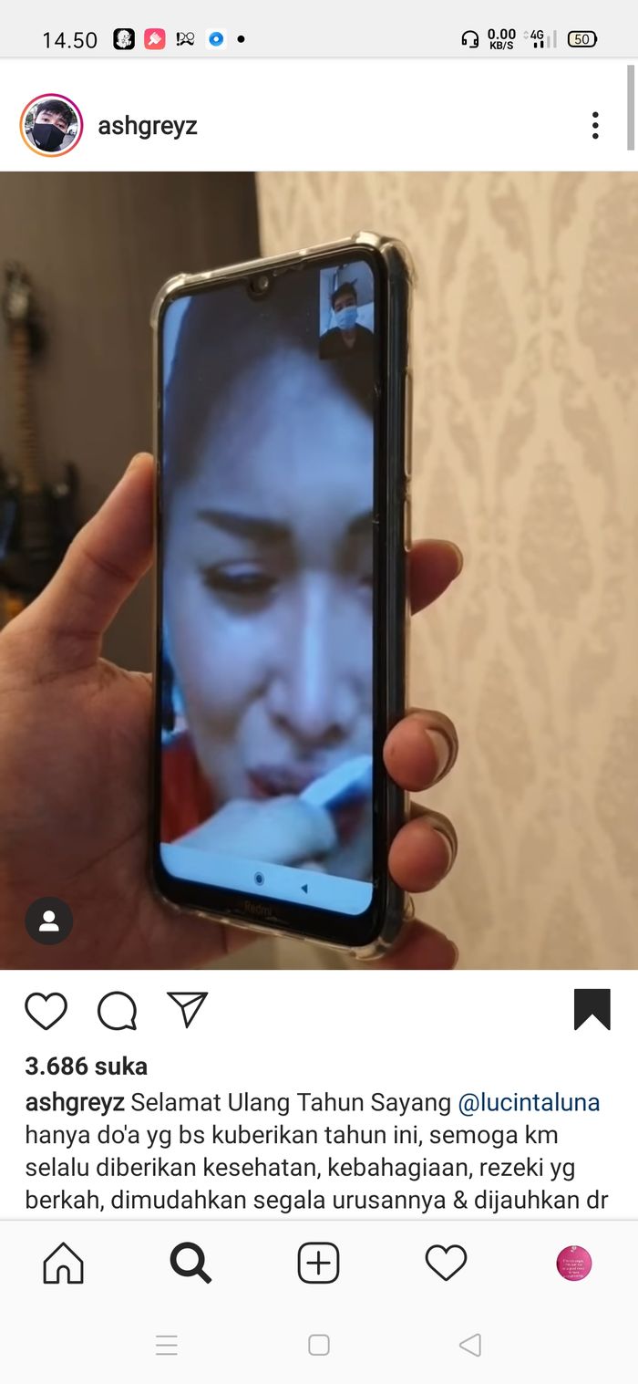 Di hari ulang tahunnya itu, Lucinta Luna mendapat kesempatan untuk melakukan video call dengan sang kekasih, Abash.