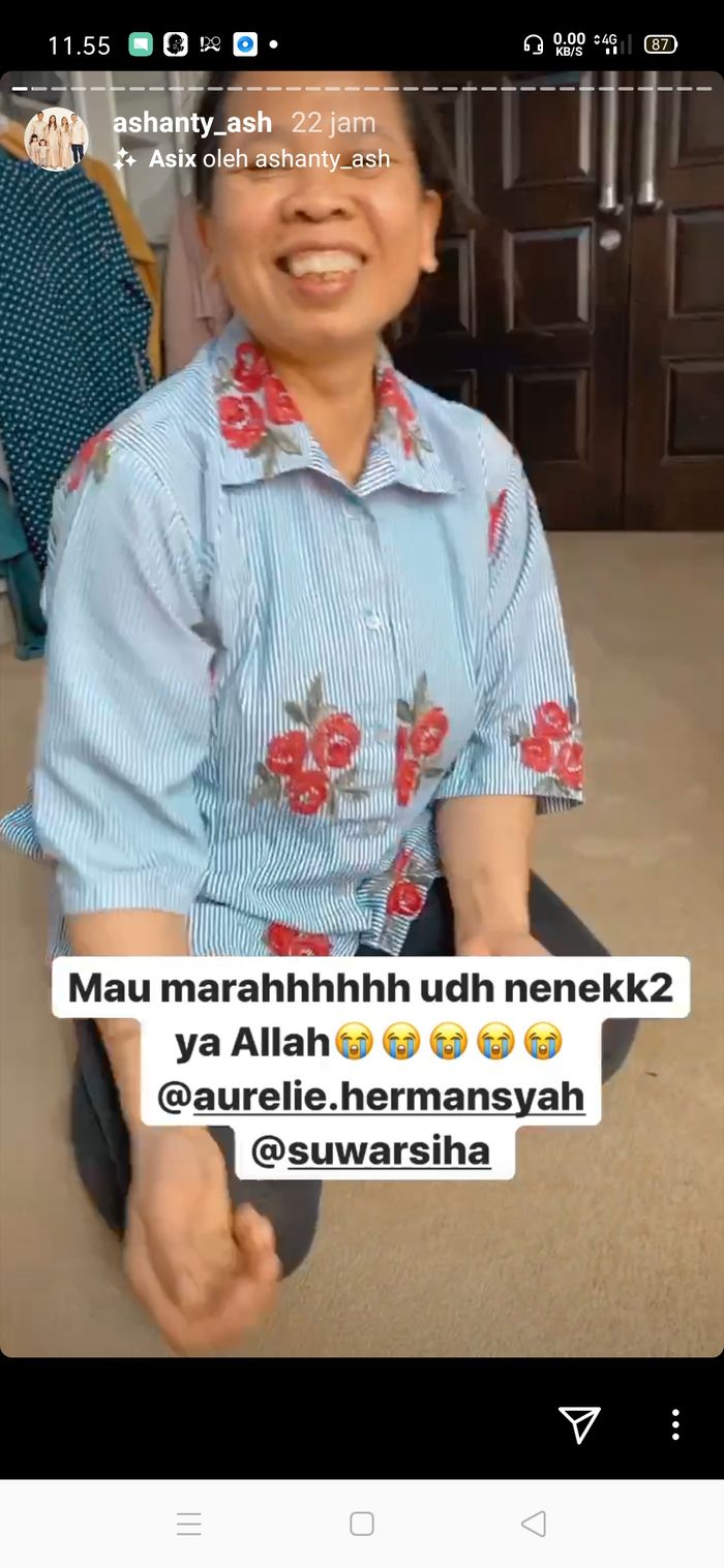 Ashanty ingin marah ke pengasuh Arsy, Uteng, karena melumuri rambutnya dengan masker wajah.