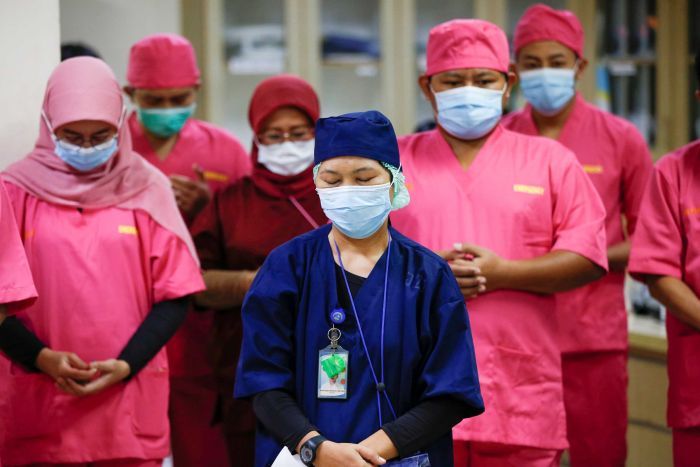 Kematian akibat corona pada tenaga kesehatan di Indonesia jadi jumlah tertinggi di dunia.