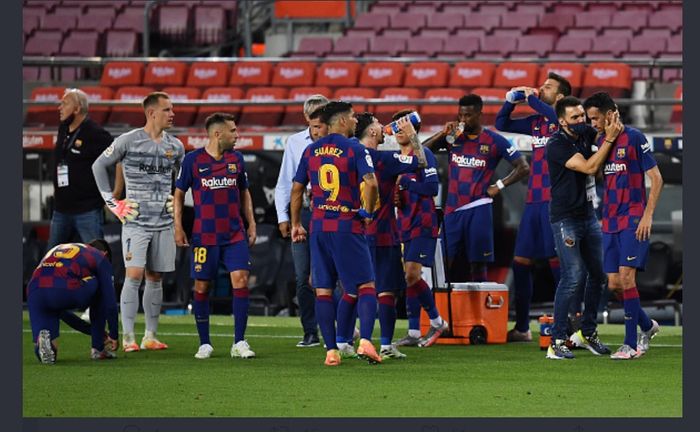 Barcelona kembali membuang poin dalam laga pekan ke-33 Liga Spanyol melawan Atletico Madrid, Selasa (30/6/2020) di Camp Nou. 