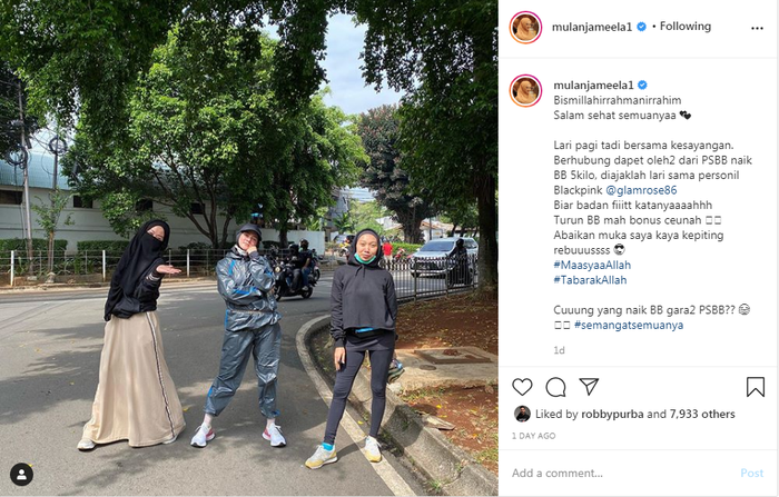 Mulan Jameela lari pagi bersama teman-temannya.