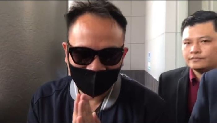 Vicky Prasetyo datangi Kejaksaan Jakarta Selatan pada Selasa (7/7/2020).
