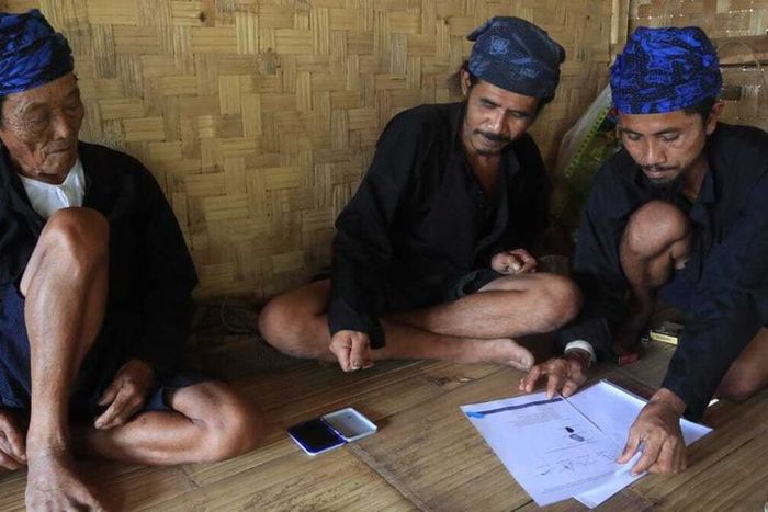 Lembaga Adat Baduy mengesahkan surat permintaan destinasi wisata Baduy dihapus, Sabtu (4/7/2020). Surat ditunjukkan untuk Presiden Joko Widodo.