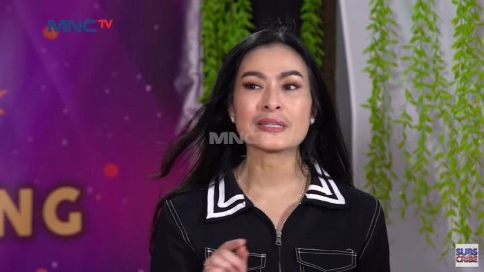 Iis Dahlia wanti-wanti Ayu Ting Ting soal kedekatannya dengan Didi Riyadi