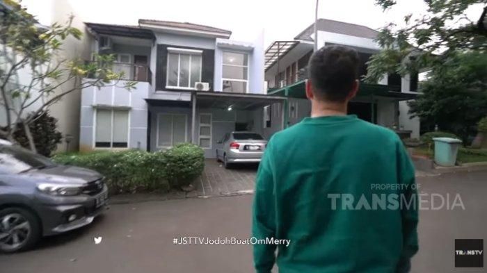 Tampak depan rumah Merry