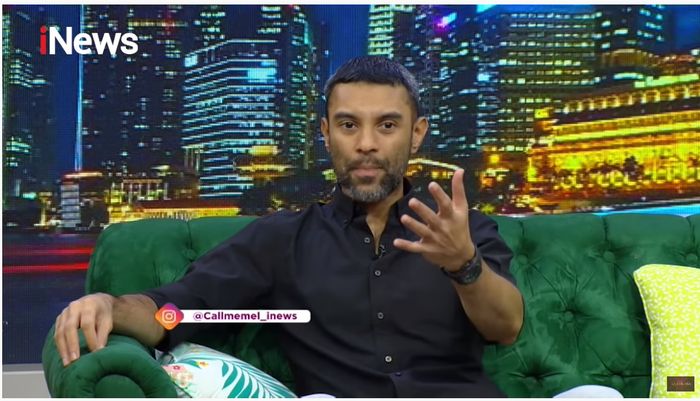 Didi Riyadi saat menjadi bintang tamu di acara Call Me Mel. (Tangkap Layar YouTube Call Me Mel)