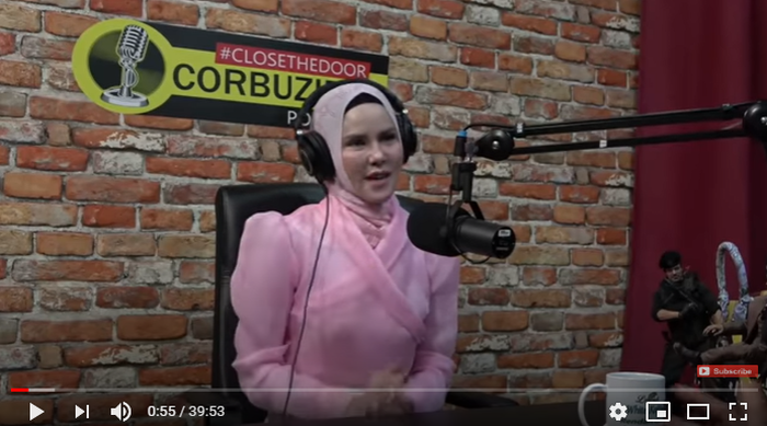 Angel Lelga curhat pada Deddy CorbuzierYouTube Deddy Corbuzier