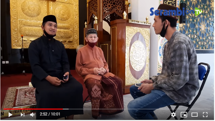 Ustaz Takdir Feriza Hasan dan H. Harun Keuchik Leumiek saat diwawancarai