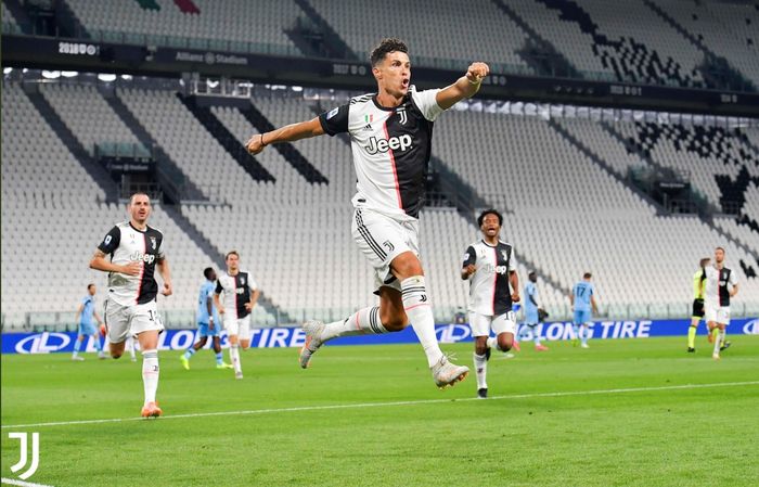 Cristiano Roanldo sukses mencetak dua gol ke gawang Lazio pada laga pekan ke-34 Liga Italia di Allianz Stadium, Senin (20/7/2020).