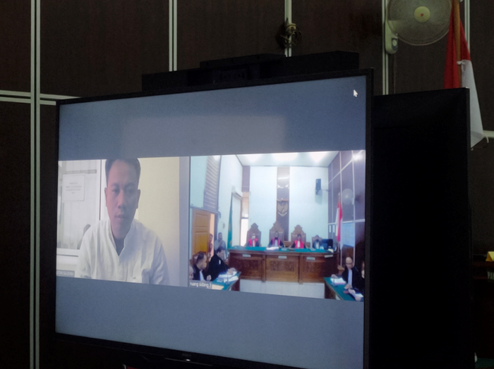 Vicky Prasetyo jalani sidang perdananya dari Rutan Salemba melalui teleconference, Rabu (22/7/2020).