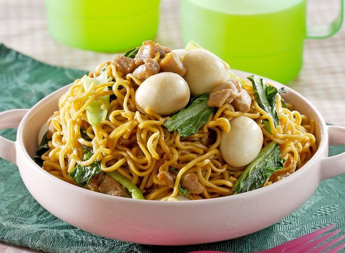 Resep Mi Goreng Telur Puyuh Sedap Ini Bikin Keluarga Rela Bangun Pagi