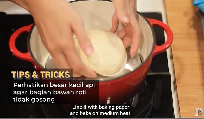 Memanggang adonan korean garlic bread