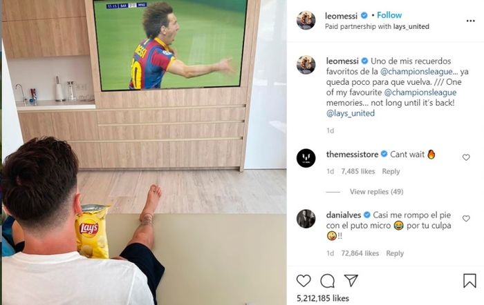 Isi komentar Dani Alves di postingan Lionel Messi.