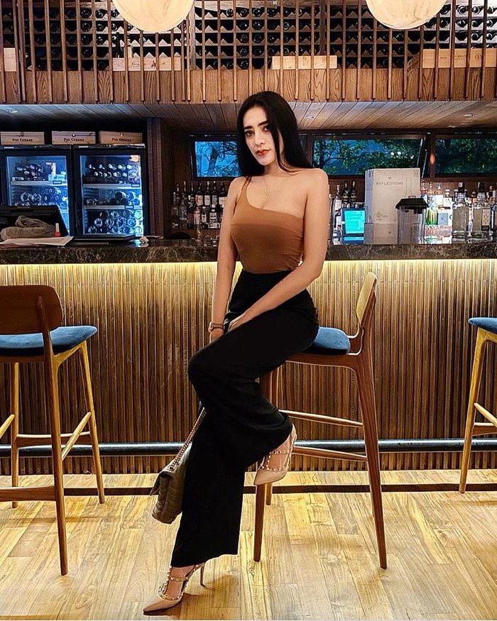 IG Vernita Syabilla
Vernita Syabilla