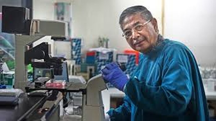 Kepala Lembaga Eijkman, yang juga Guru Besar Ilmu Mikrobiologi Klinik FKUI, Prof. dr. Amin Soebandrio. Ph.D, Sp.MK.