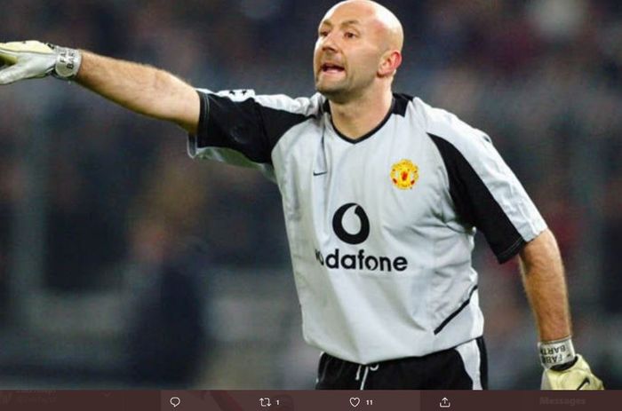 Fabien Barthez saat berseragam Manchester United.