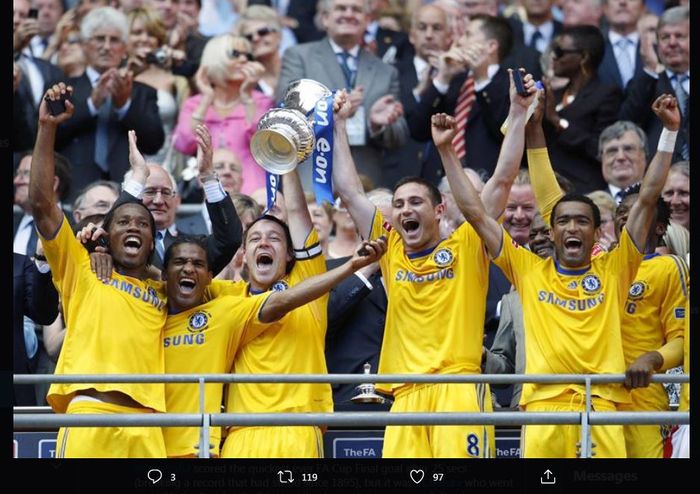 Chelsea menjuarai Piala FA 2008-2009 usai menekuk Everton di final.