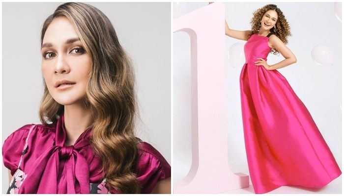 Luna Maya tampil beda dengan rambut keriting pakai dress pink saat rayakan ulang tahun bisnis kosmetiknya langsung dipuji habis-habisan