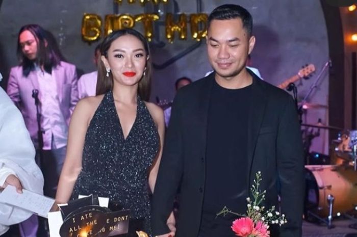 Zaskia Gotik dan Sirajuddin Mahmud