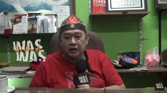 Suhu Yo mengungkapkan ada orang ketiga jadi penyebab Gading dan Gisel cerai.