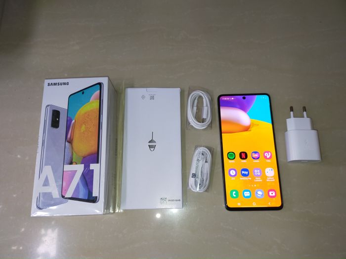 Boks Samsung Galaxy A71