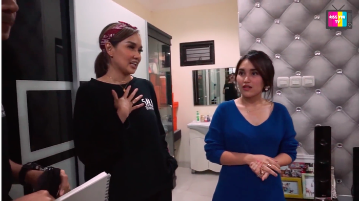 Sara Wijayanto mengungkap sosok makhluk halus yang mendiami kamar <a href='https://palembang.tribunnews.com/tag/ayu-ting-ting' title='Ayu Ting Ting'>Ayu Ting Ting</a>
