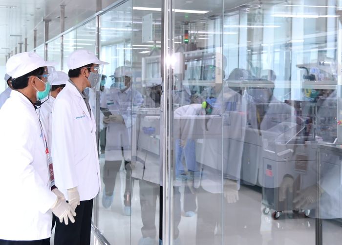 Presiden Saksikan Penyuntikan Perdana Uji Klinis Vaksin Covid-19 