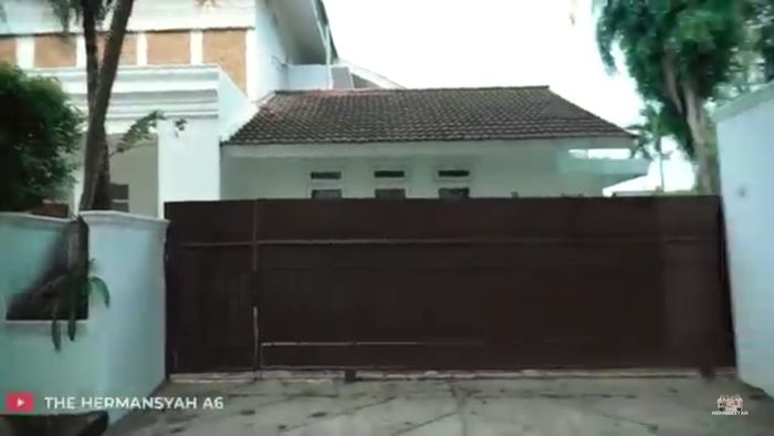 Rumah masa kecil Ashanty