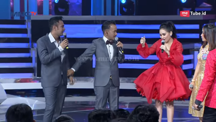 Ayu Ting Ting ceritakan perlakuan Raffi Ahmad padanya dulu