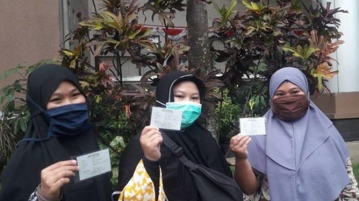 Rohaeni dan kedua adiknya yang maju jadi relawan vaksin Covic-19 tanpa takut efek samping