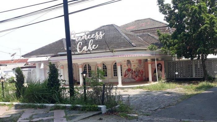 Bisnis Syahrini sudah gulung tikar