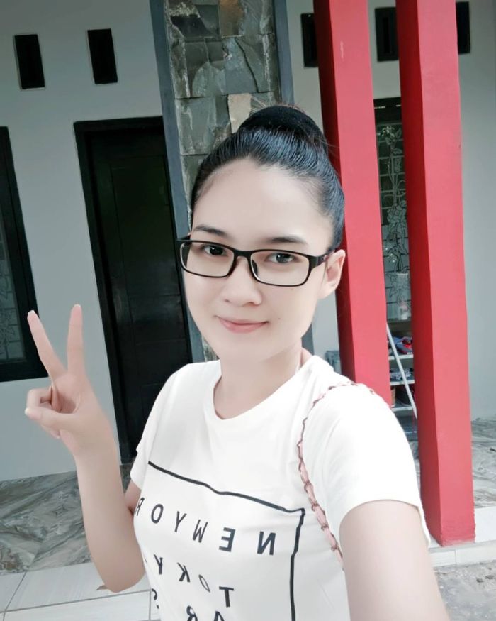 Nella Kharisma