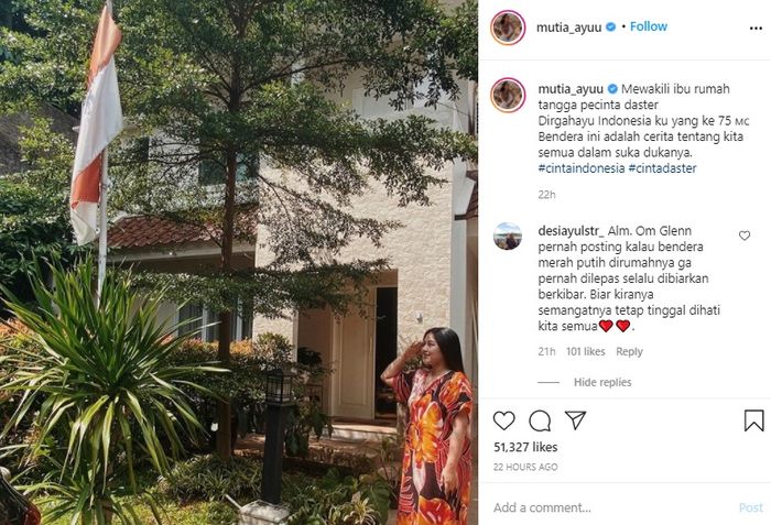 Mutia Ayu jadi sorotan netizen usai pamer foto saat hormat ke bendera mengenakan daster Instagram @mutia_ayuu