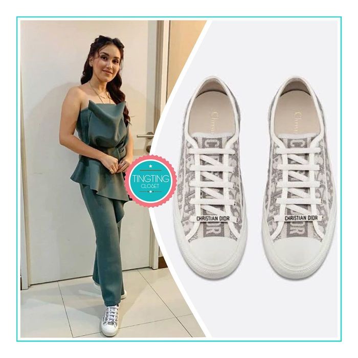 Harga sepatu Walk n Dior Sneakers