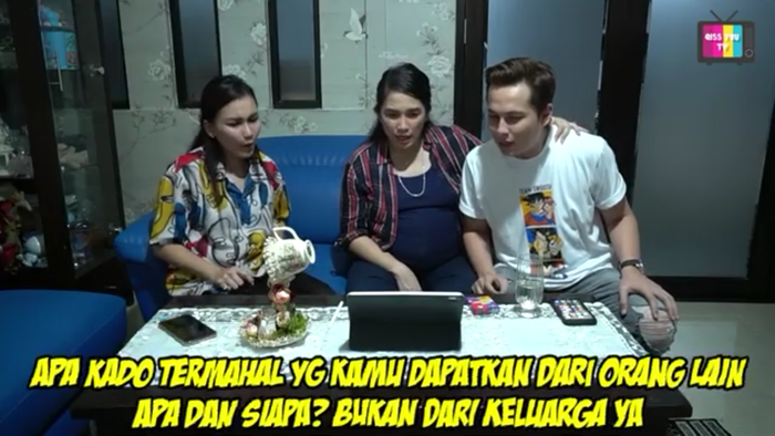 Ayu Ting Ting singgung soal hadiah termahal 