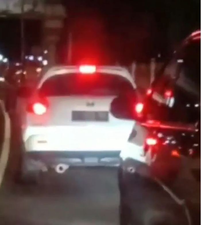 efek suara sirine mobil polisi efek suara sirine mobil polisi