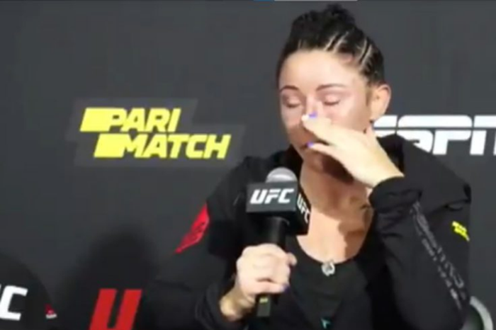 Mallory Martin menangis pada sesi tanya jawab setelah mengalahkan Hannah Cifers pada UFC Fight Night 175 Minggu (30/8/2020).