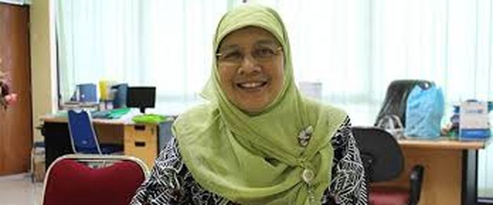  Prof Ni Nyoman Tri Puspaningsih dari Universitas Airlangga mengklaim, selain mutasi D614G, virus corona juga bermutasi menjadi corona lain yang sangat jarang ditemui, yakni tipe Q677H. Mutasi ini baru ada di Surabaya. 