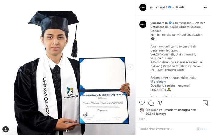Anak Yuni Shara wisuda online