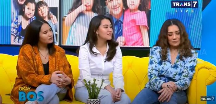 Reza Artamevia dan dua putrinya kenang detik-detik Adjie Massaid meninggal dunia