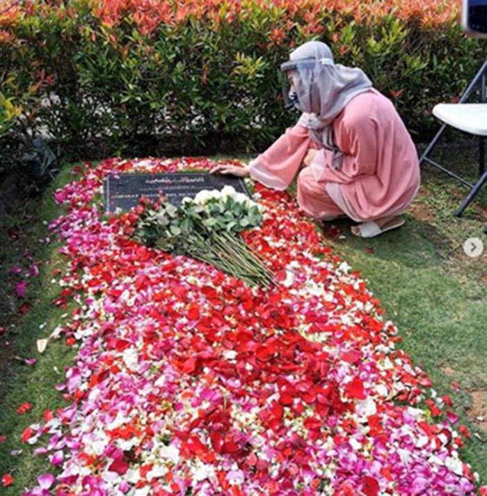 BCL di makam Ashraf