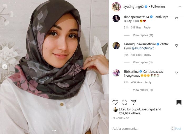 Postingan Ayu Ting Ting