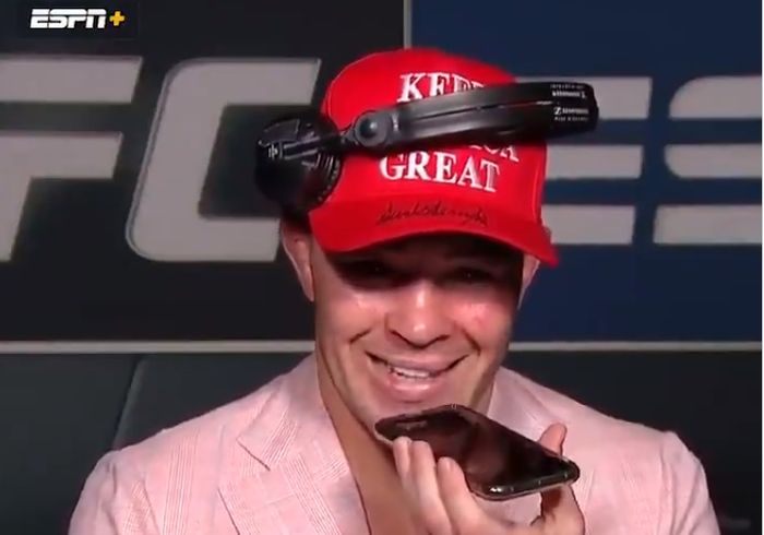 Momen Colby Covington ditelepon Presiden AS, Donald Trump, usai menang di UFC Fight Night 178, Minggu (20/9/2020) WIB.