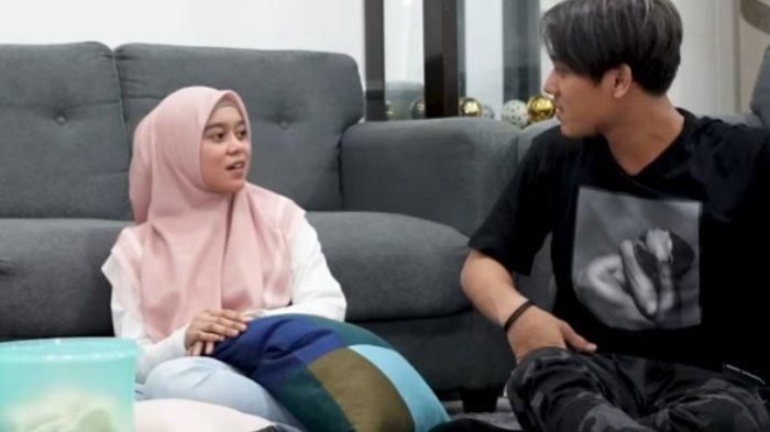 Ungkap Lesty Kejora Mantap Untuk Menikah Ustadz Subki Buka Bukaan Sosok Rizky Billar Belum Siap Jadi Kepala Rumah Tangga Ini Alasannya Ungkap Lesty Kejora Mantap Untuk Menikah Ustadz Subki Buka Bukaan Sosok Rizky Billar Belum Siap Jadi Kepala Rumah Tangga Ini Alasannya