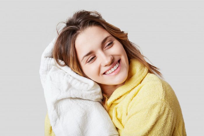 Merawat Rambut Saat Hamil Banyak Pantangannya, Inilah 5 Cara Perawatan