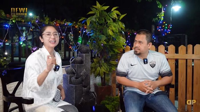 Obrolan Dewi Perssik dengan kakak Saipul Jamil, Samsul Hidayatullah