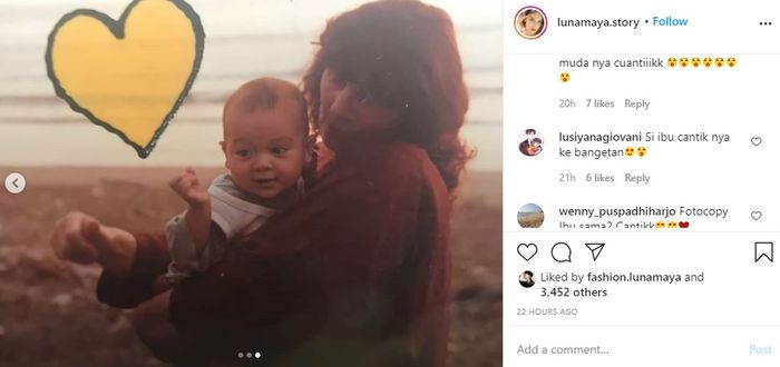 Luna Maya saat masih bayi digendong oleh ibunya yang sangat cantik