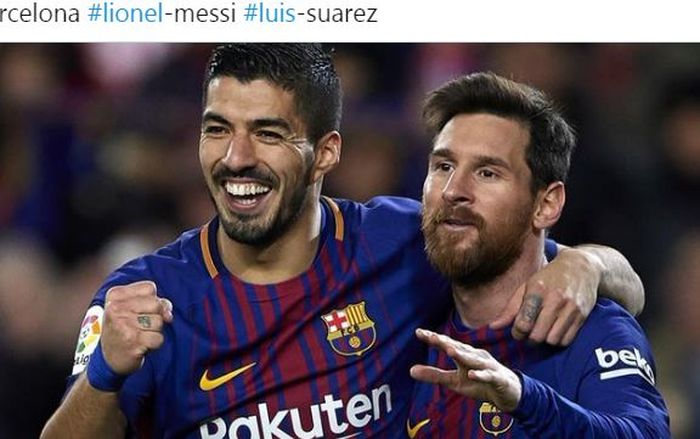 Luis Suarez dan Lionel Messi melakukan selebrasi saat berseragam Barcelona.