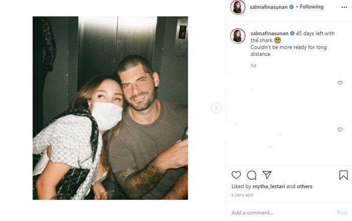 Salmafina pamer potret mesra bareng pacar bulenya