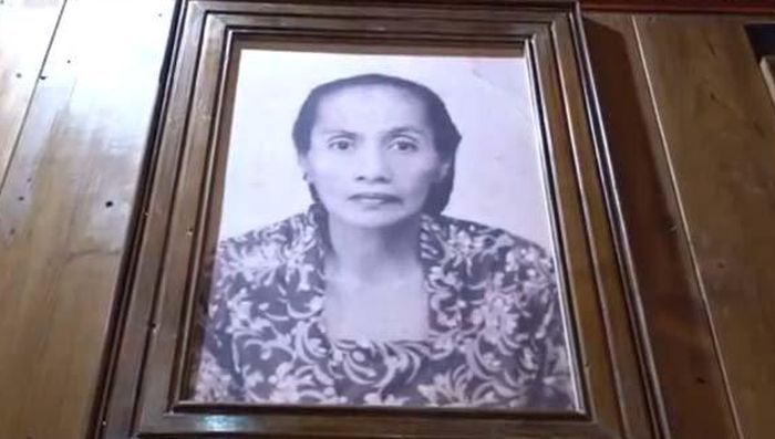 Foto nenek Ahmad Dhani yang bikin Mulan Jameela takut